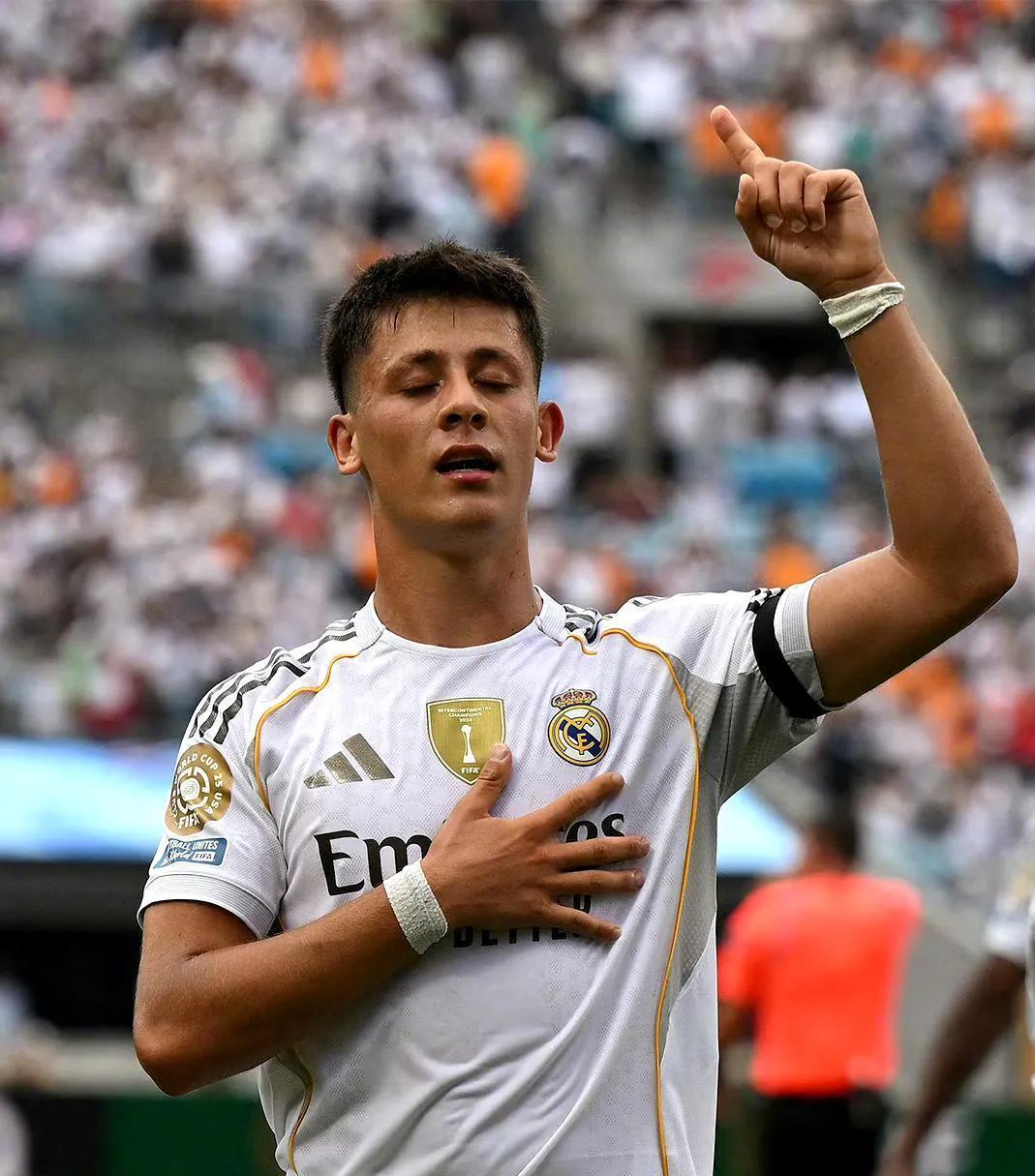 包含清晨突围战来临,尤文图斯围绕NBA总决赛完成体检,话题不断,年轻球员得到机会的词条 包含清晨突围战来临,尤文图斯围绕NBA总决赛完成体检,话题不断,年轻球员得到机会的词条