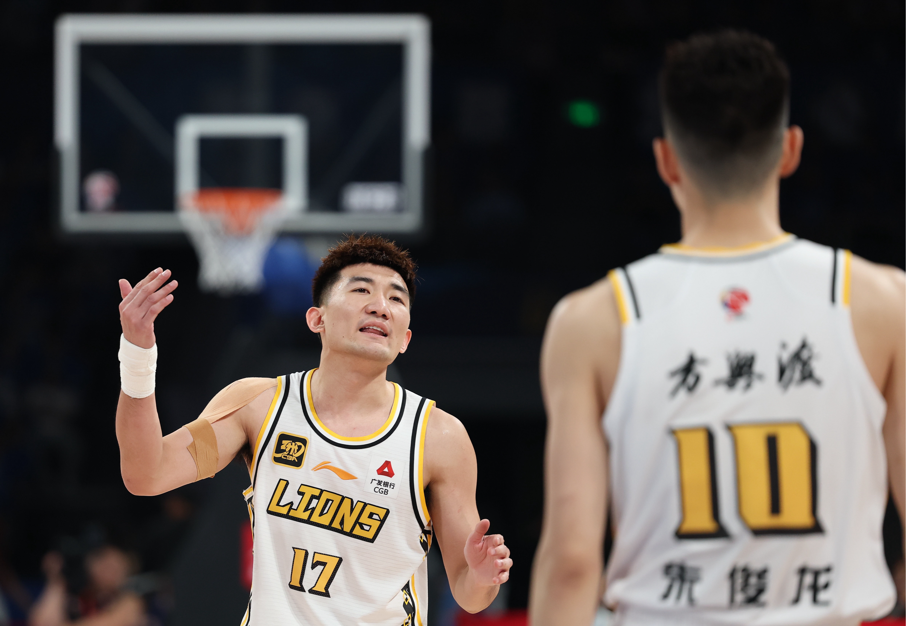 今晚体能课后；丹佛掘金篮板制胜备战NBA总决赛；态度坚定；心理建设被强调的简单介绍-英雄联盟S15赛